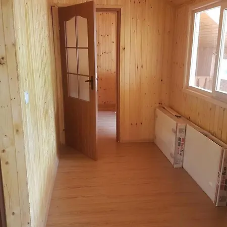 Cabana Cu Sauna Si Ciubar Lungesti
